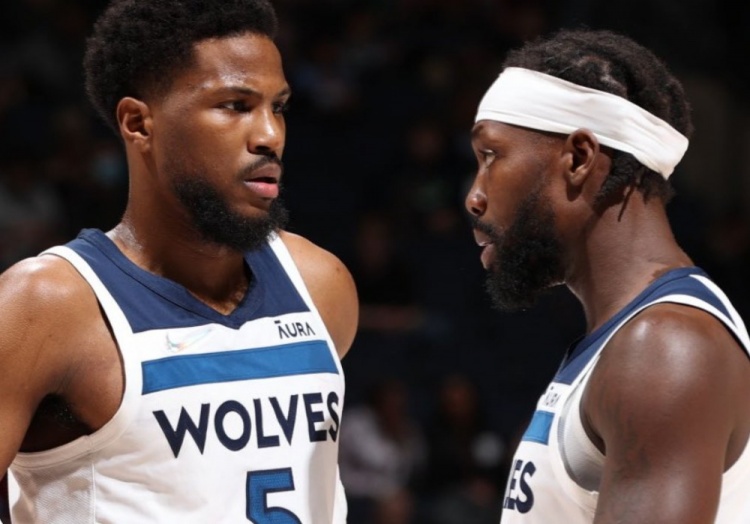 与助攻失误 与助攻失误